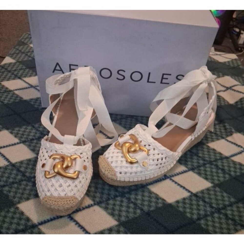 Aerosoles Scarlett Raffia White 155 Womens size 6 M